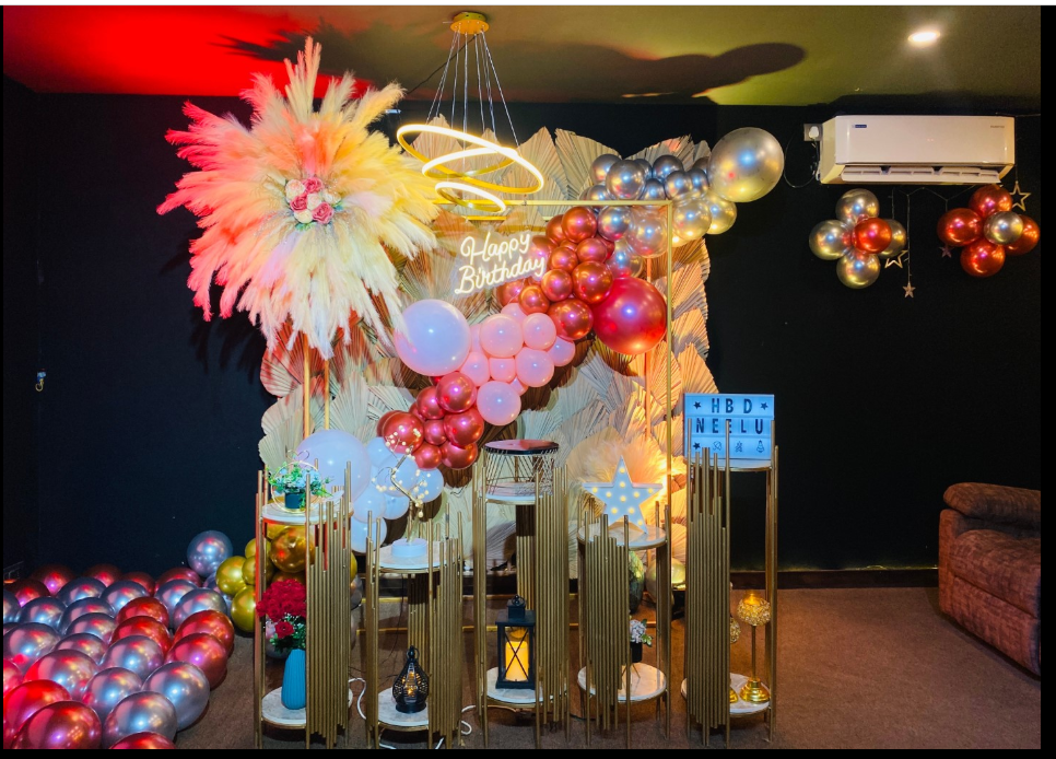 Private mini theatre in Saket Delhi for birthday and anniversary celebration